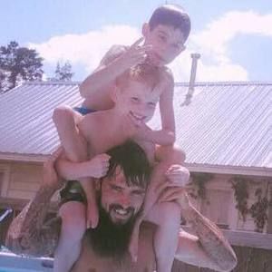 Meet your Posher, Devin